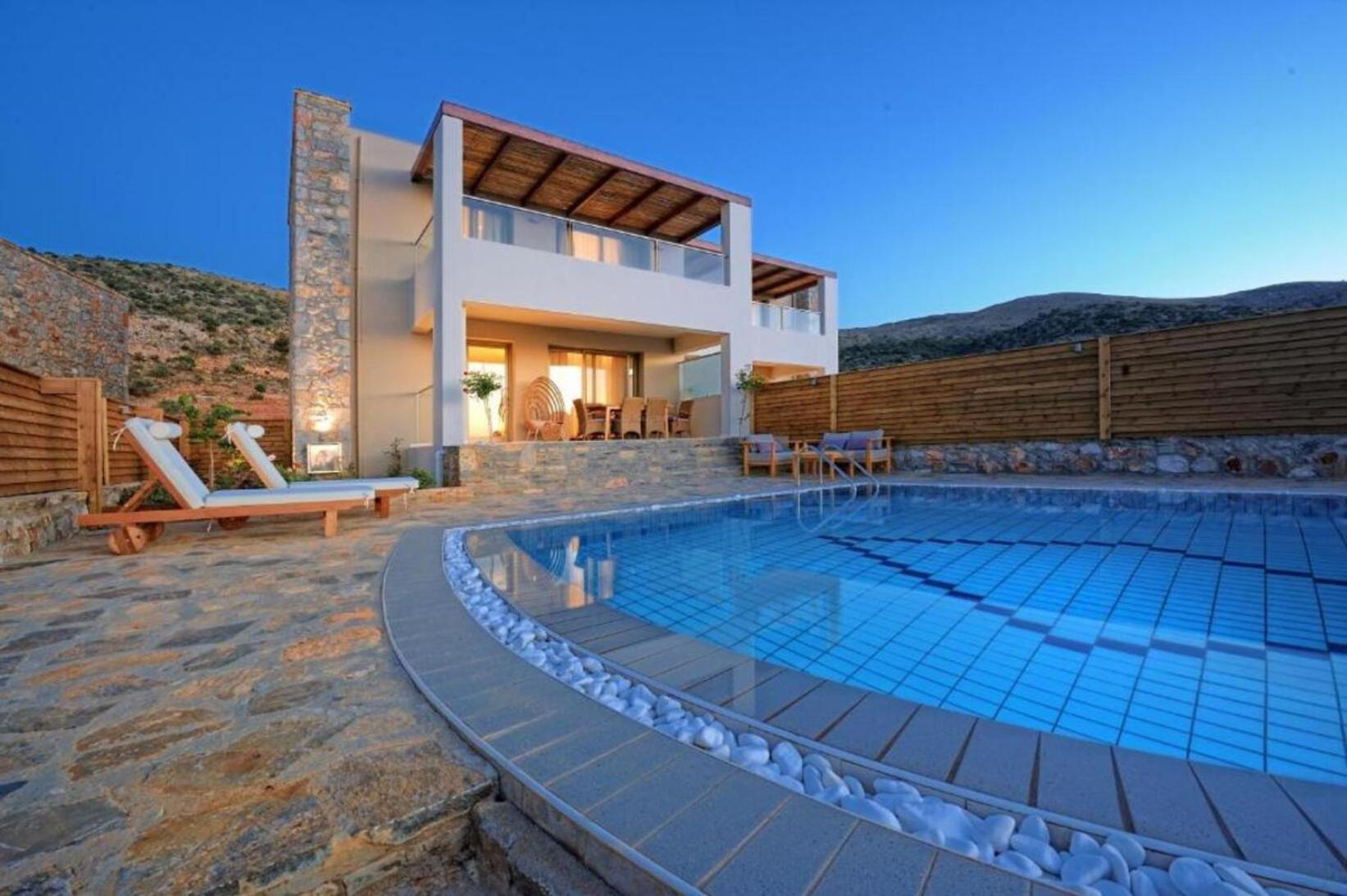 Hotel The Noverian Scenic Crete 5 Star Hilltop & 5*